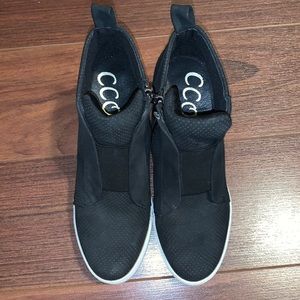 Ccocci Wedged Zip Up Shoes